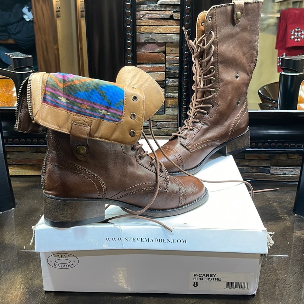 Brand Nee with Box - Steve Madden P-Carey Adjustable Height Boots 8